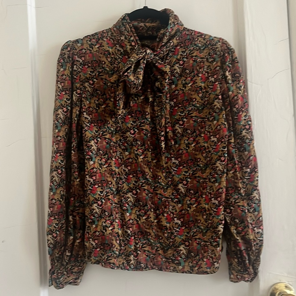 Vintage blouse with tie detail